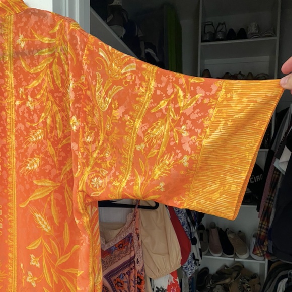 Vintage SAKS FIFTH Kimono Maxi Robe - Picture 2 of 6